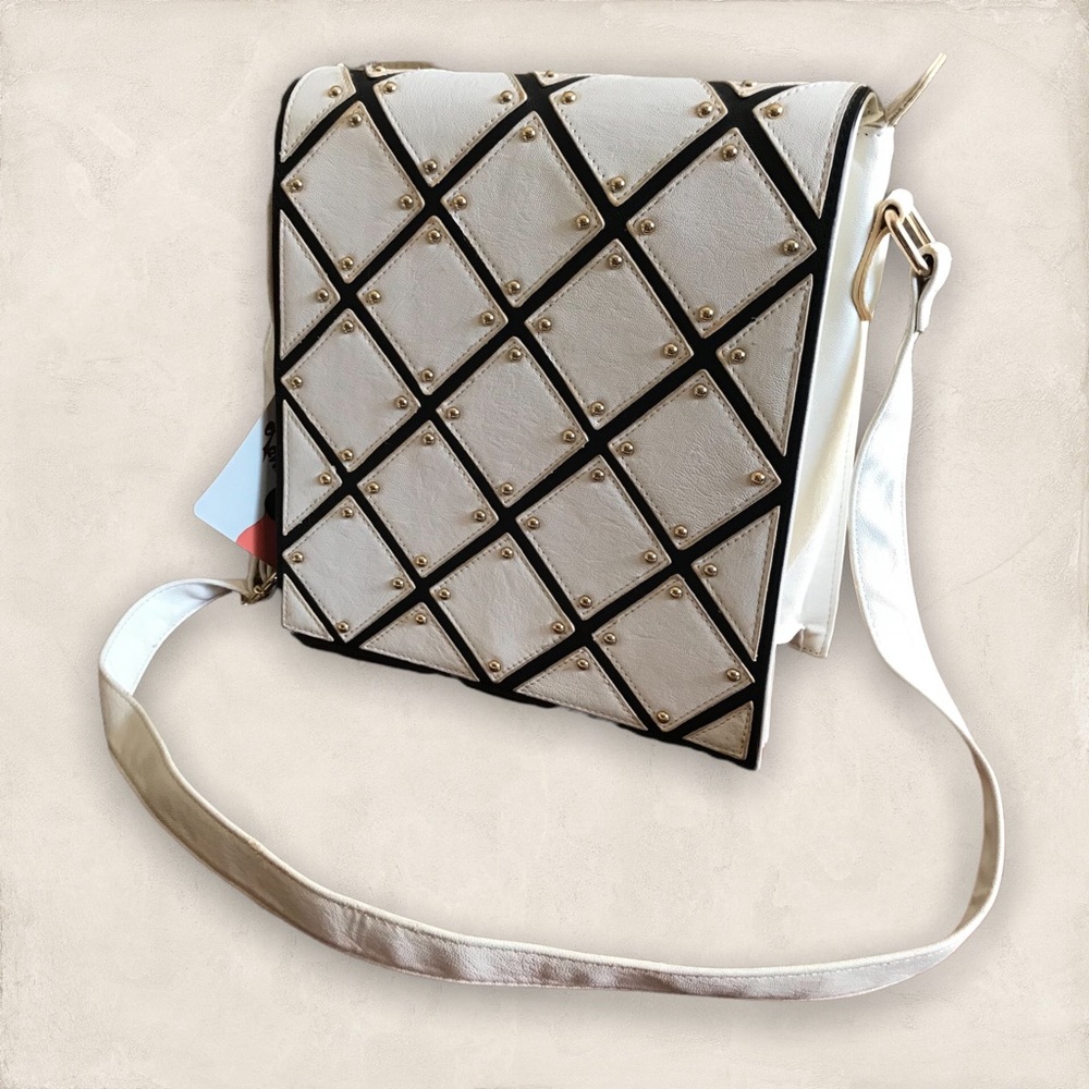 Vintage NWT Lavive bag